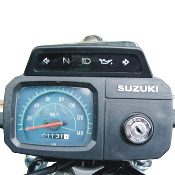 AX100-2 (8)